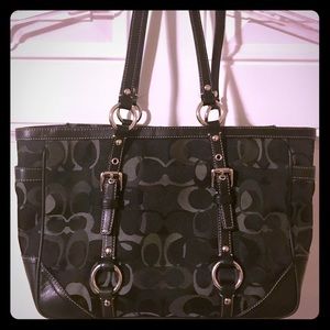 Coach Signature Purse
